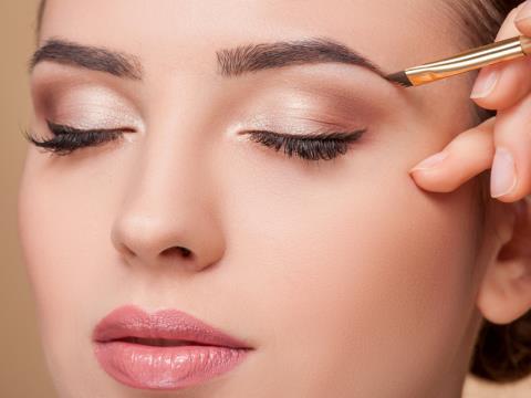 Khắc sợi chân mày Microblading và tán bột lông mày Microshading